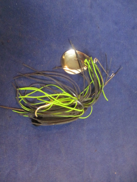 Load image into Gallery viewer, Used Black &amp; Green Spinner Lure
