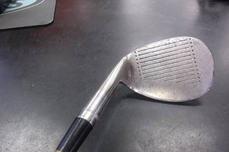 Load image into Gallery viewer, Used Golf Classic Sand Wedge
