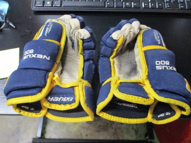 Load image into Gallery viewer, Used Bauer Nexus 800 Youth Hockey Gloves Size 10&quot;
