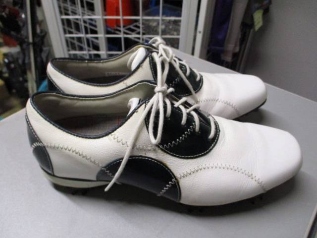 Load image into Gallery viewer, Used Foot-Joy Women&#39;s Golf Shoes 6.5
