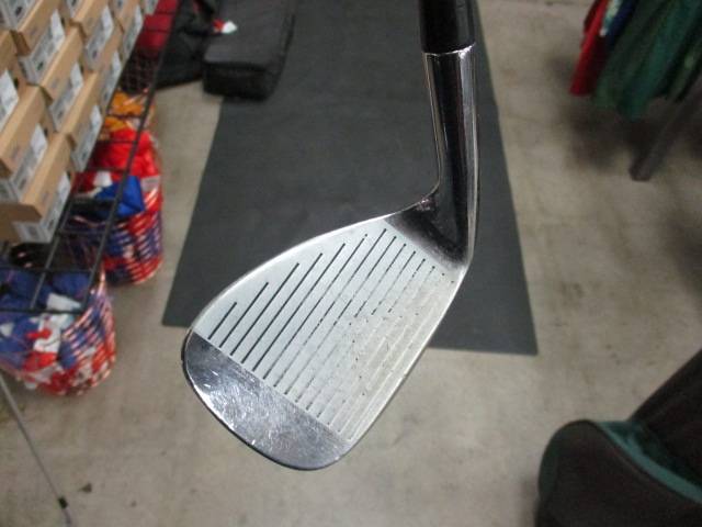 Load image into Gallery viewer, Used Wilson Staff RM Midsize 8 Iron

