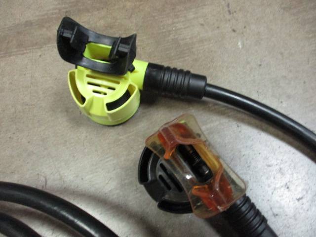 Load image into Gallery viewer, Used U.S. Divers Dual Stage Regulator w/ Orca Phoenix Dive Computer
