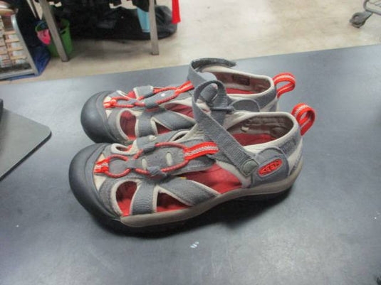 Used Keen Sandals Size 2