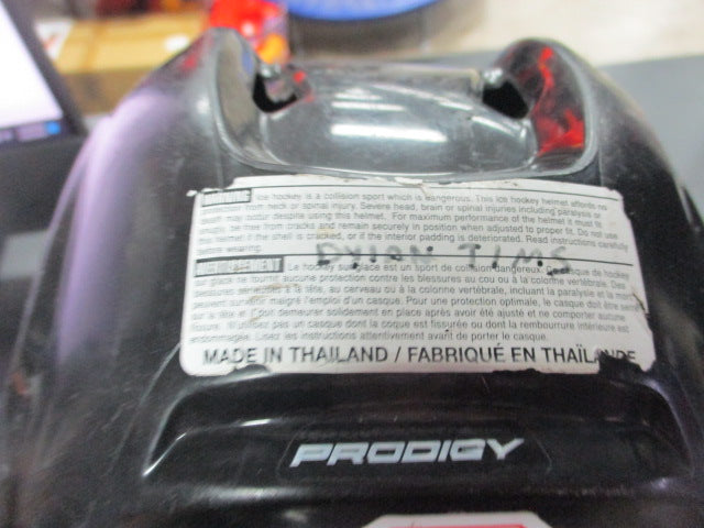 Load image into Gallery viewer, Used Bauer Prodigy Youth Hockey Helmet 6- 6 5/8
