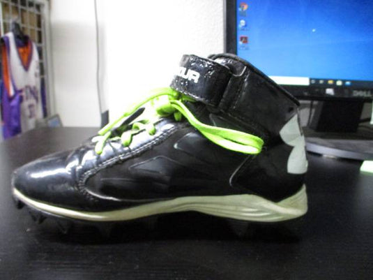 Used Youth Under Armour Football Cleats Black