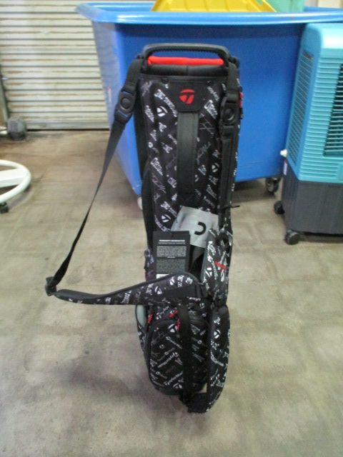 Load image into Gallery viewer, 2023 TaylorMade Flextech Lite Stand Bag w/ Carry Strap
