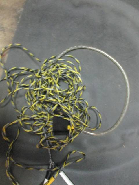 Load image into Gallery viewer, Used Straight Line Dual Density Grippa Tow rope With Handle
