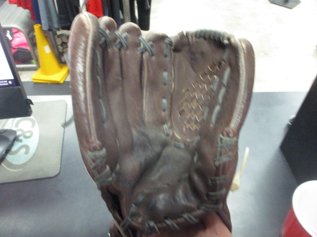 Load image into Gallery viewer, Used Mizuno Power Close 11&quot; Glove - LH

