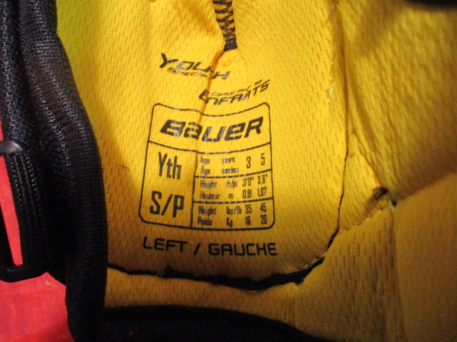 Load image into Gallery viewer, Used Bauer Supreme Elbow Pads Youth Size Small
