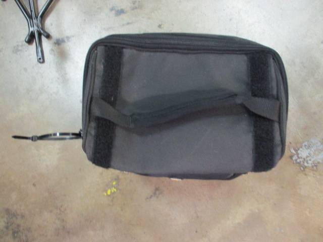 Load image into Gallery viewer, Used Topeak Bike BAGS
