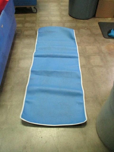 Load image into Gallery viewer, Used Fabric Trim Yoga Mat
