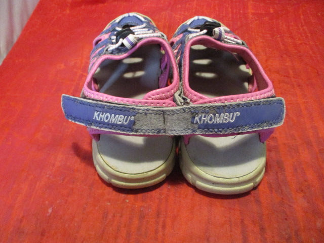 Load image into Gallery viewer, Used Khombu Sport Sandals Youth Size 2
