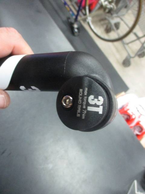 Load image into Gallery viewer, Used Ionic 25 Pro 3T Seat Post
