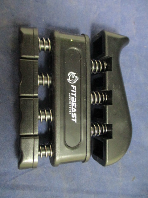 Load image into Gallery viewer, Used Fitbeast Hand Grip Strengthener
