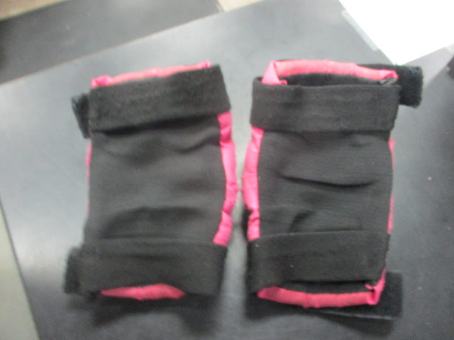 Load image into Gallery viewer, Used JBM Pink Skate Knee Pads - Youth
