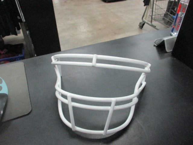 Load image into Gallery viewer, Used Schutt White Football Face Mask
