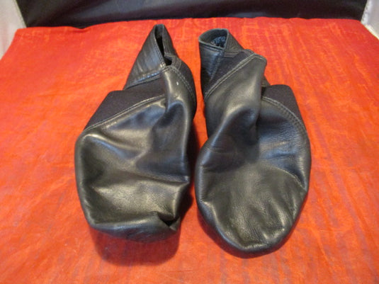 Used Leo's Dancewear Dance Shoes Size 10