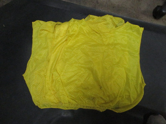 Used Yellow Youth Soccer Pinnie Set of 4