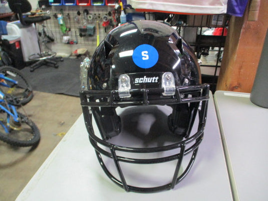 New Schutt Vengeance A 11 2.0 Black Football Helmet Youth Size Small