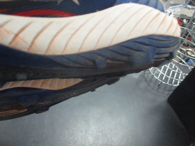 Load image into Gallery viewer, Used BoomBah Cleats Size 8 (Cleats Are Worn)
