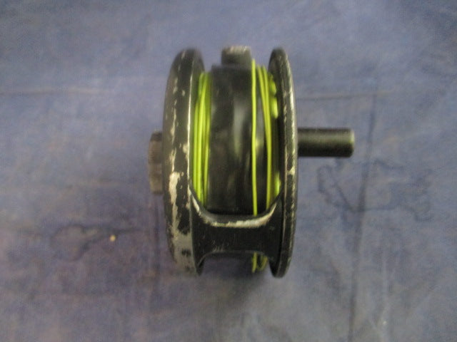 Load image into Gallery viewer, Used DFT 5/6/7 wt. Fly Fishing Reel w/ Line
