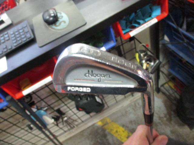 Load image into Gallery viewer, Used Hogan Edge Forged 6 Iron RH
