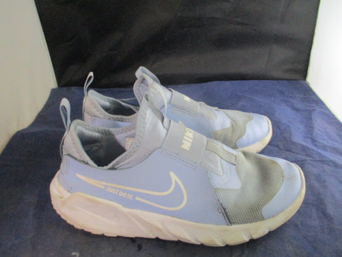 Used Nike Flex Runner 2 Running Shoes Youth Size 6