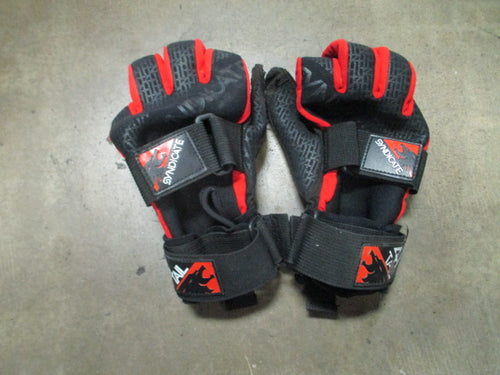 Used 41 Tail Syndicate Water Sports Gloves Size XL
