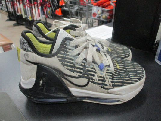Size 3.5 basketball sales shoes