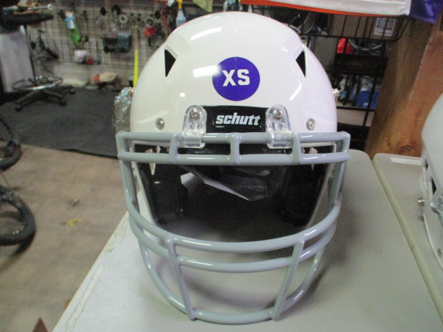 Load image into Gallery viewer, New Schutt 2024 Vengeance A 11 2.0 White Football Helmet Youth Size XS
