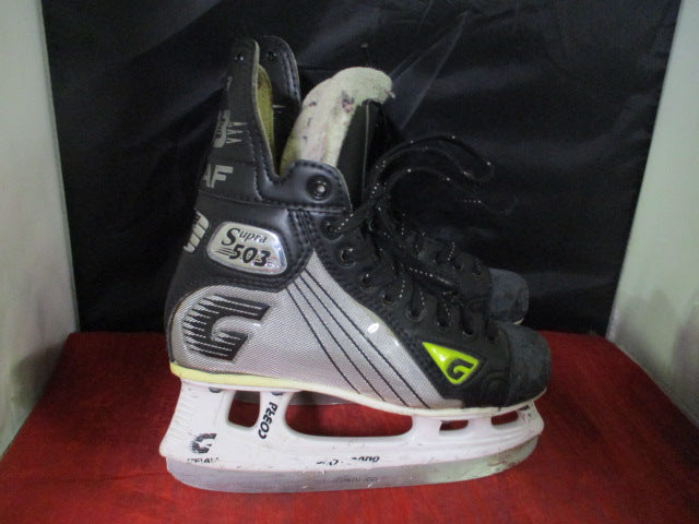 Load image into Gallery viewer, Used Graf Supra 503 Hockey Skates Size 4
