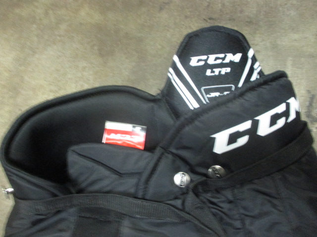 Load image into Gallery viewer, Used CCM LTP Hockey Breezers Size Youth Medium
