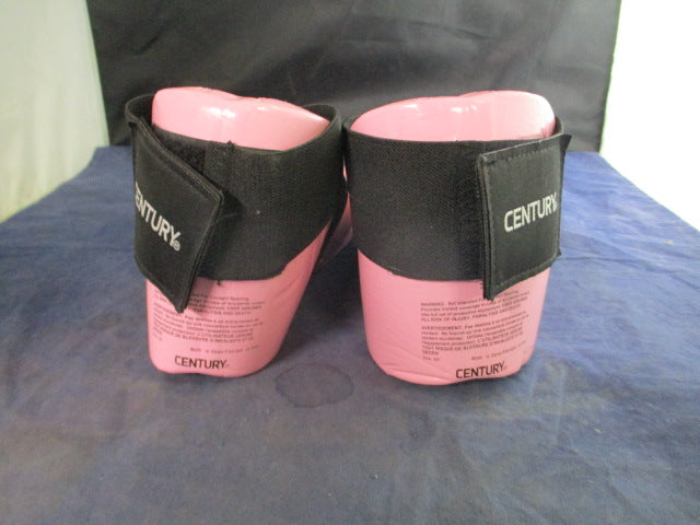 Load image into Gallery viewer, Used Century Oasis Martial Arts Sparring Shoes Size Youth 3/4
