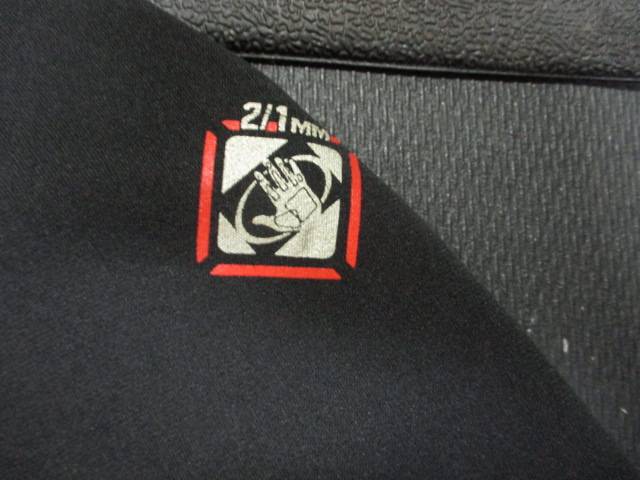 Load image into Gallery viewer, Used Body Glove Pro 3 Junior Shorty Wetsuit Size 10 2/1mm

