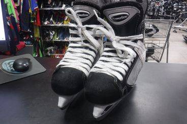 Load image into Gallery viewer, Used CCM Powerline 550 Hockey Skates Sz 2
