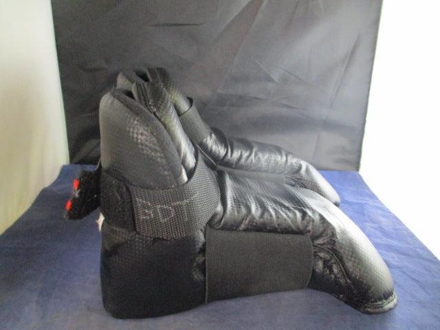 Load image into Gallery viewer, Used ATA Vinyl Adult Foot Protector
