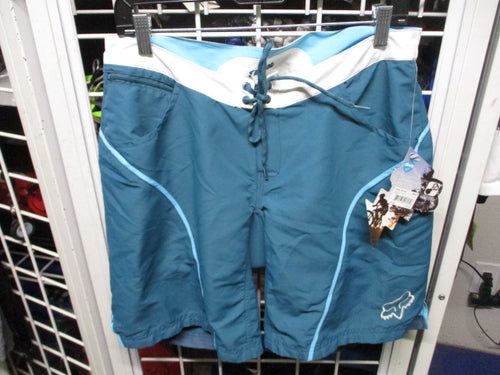 Used Fox Women's Sierra Cycling Shorts Size Small NWT