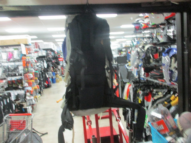 Load image into Gallery viewer, Used Kelty Illusion 3500 W&#39;s Hiking Backpack

