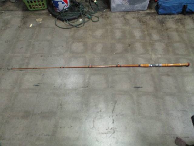 Load image into Gallery viewer, Used Vintage Varmac RS-1 6&#39; 4&quot; Fishing Pole
