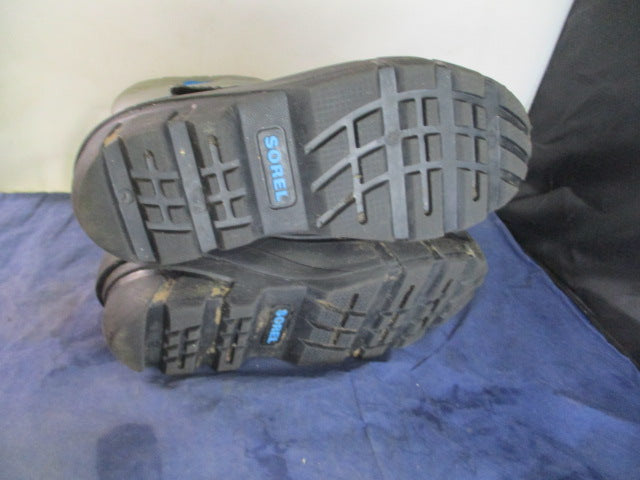Load image into Gallery viewer, Used Sorel Flurry Snow Boots Youth Size 3
