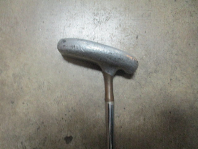 Load image into Gallery viewer, Used Golden Goose Mallet John Letters Scotland 36&quot; Putter
