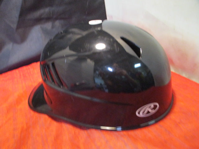 Load image into Gallery viewer, Used Rawlings Black Glossy Skull Cap Size 7 3/4&quot;
