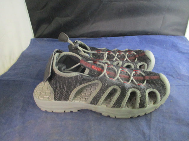 Load image into Gallery viewer, Used Northside Sandal Shoes Youth Size 3
