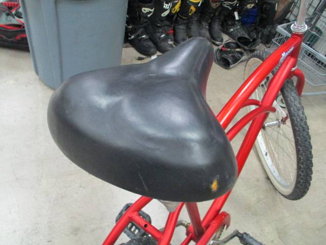 Load image into Gallery viewer, Used Mango Macaw 26&quot; Men&#39;s Red Cruiser Bike
