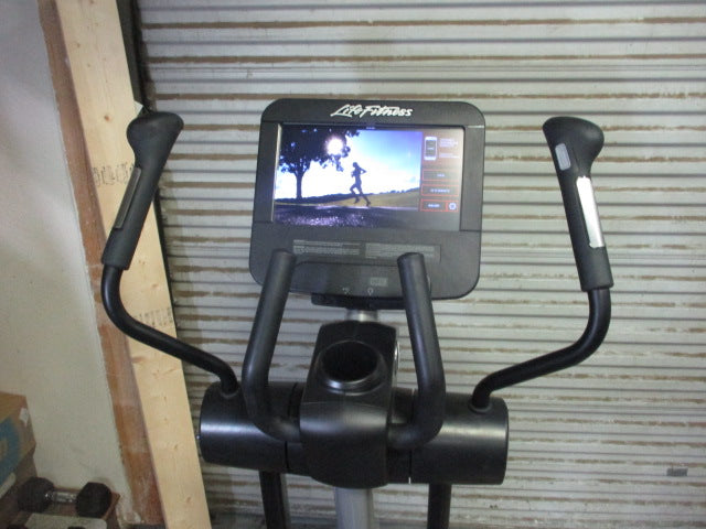 Load image into Gallery viewer, Used Life Fitness Integrity+ Series Elliptical With 13.5&quot; Touch Screen
