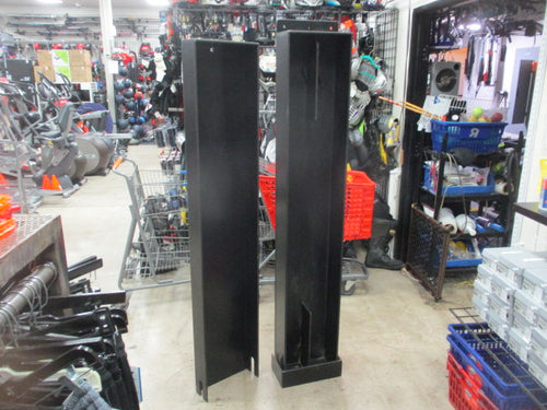 Used Black Standing Ski Storage (Holds 2 Pairs of Skis)