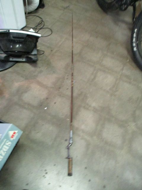 antique metal fishing poles Used Vintage 3-Piece Fishing Pole
