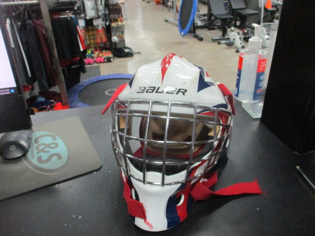 Load image into Gallery viewer, Used Bauer NVE 3 Hockey Goalie Helmet
