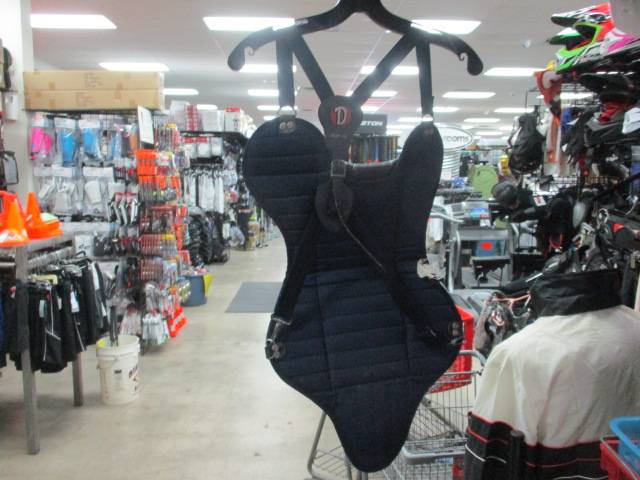 Load image into Gallery viewer, Used Diamond DCP-12 Catcher Chest Protector
