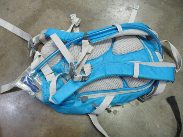 Load image into Gallery viewer, Used Camelbak L.U.X.E. Hydration Backpack w/ Water Bladder
